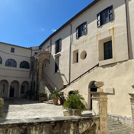Casa Nella Fortezza Апартаменты Питильяно